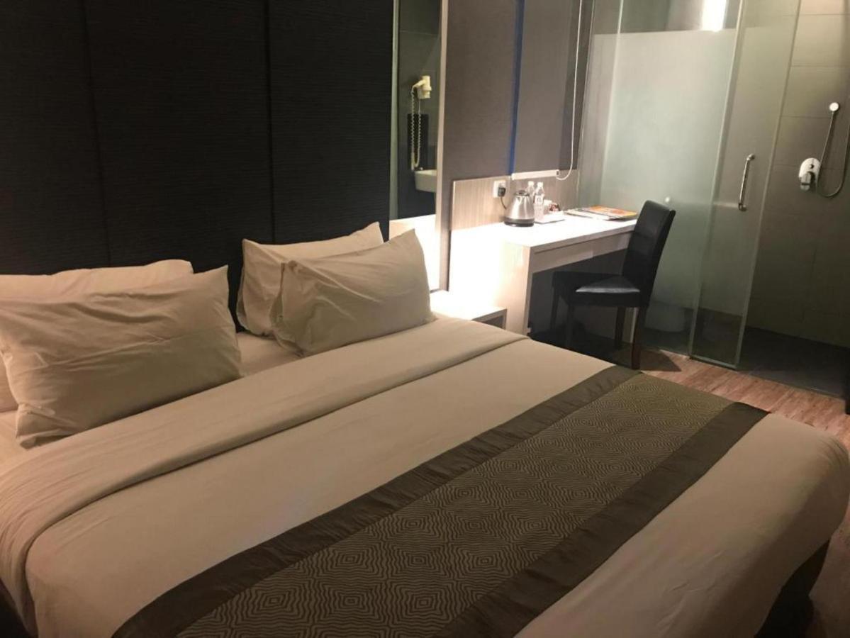 Hotel Austin Paradise - Taman Pulai Utama Skudai Ngoại thất bức ảnh